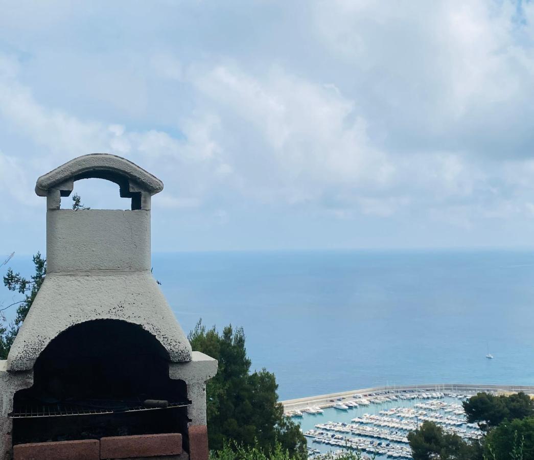 “Da Senso” Relax nel verde vista mare Finale Ligure Esterno foto